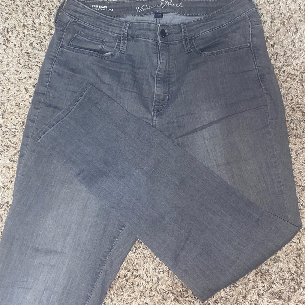 Universal Thread Women's Skinny Jeans in Gray Wash Size 12 stretchy denim